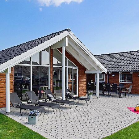 12 Person Holiday Home In Hasselberg Каппельн Номер фото