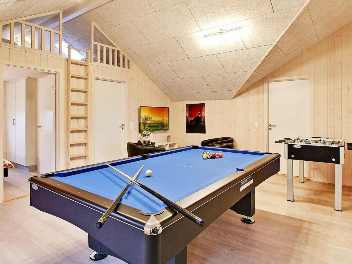 12 Person Holiday Home In Hasselberg Каппельн Номер фото